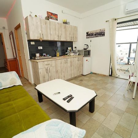 Nice Suite Nahariyya Nahariya Exteriör bild