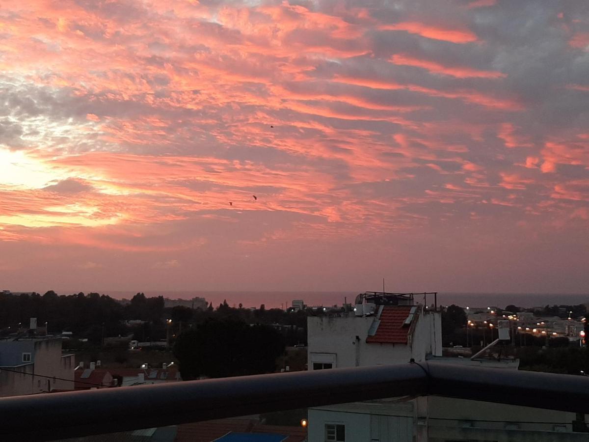Nice Suite Nahariyya Nahariya Exteriör bild