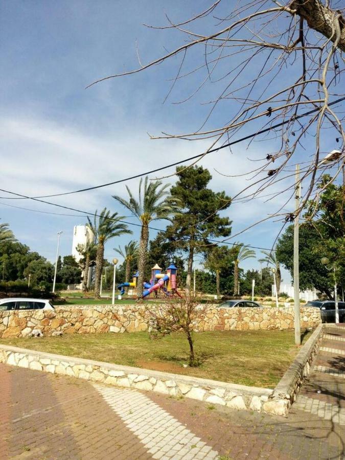 Nice Suite Nahariyya Nahariya Exteriör bild